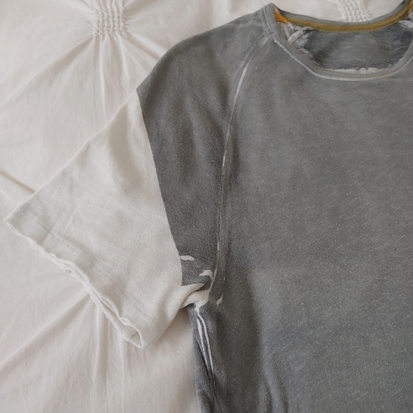 Calvin Klein Jeans distressed grey t-shirt. Size M - Picture 5 of 12